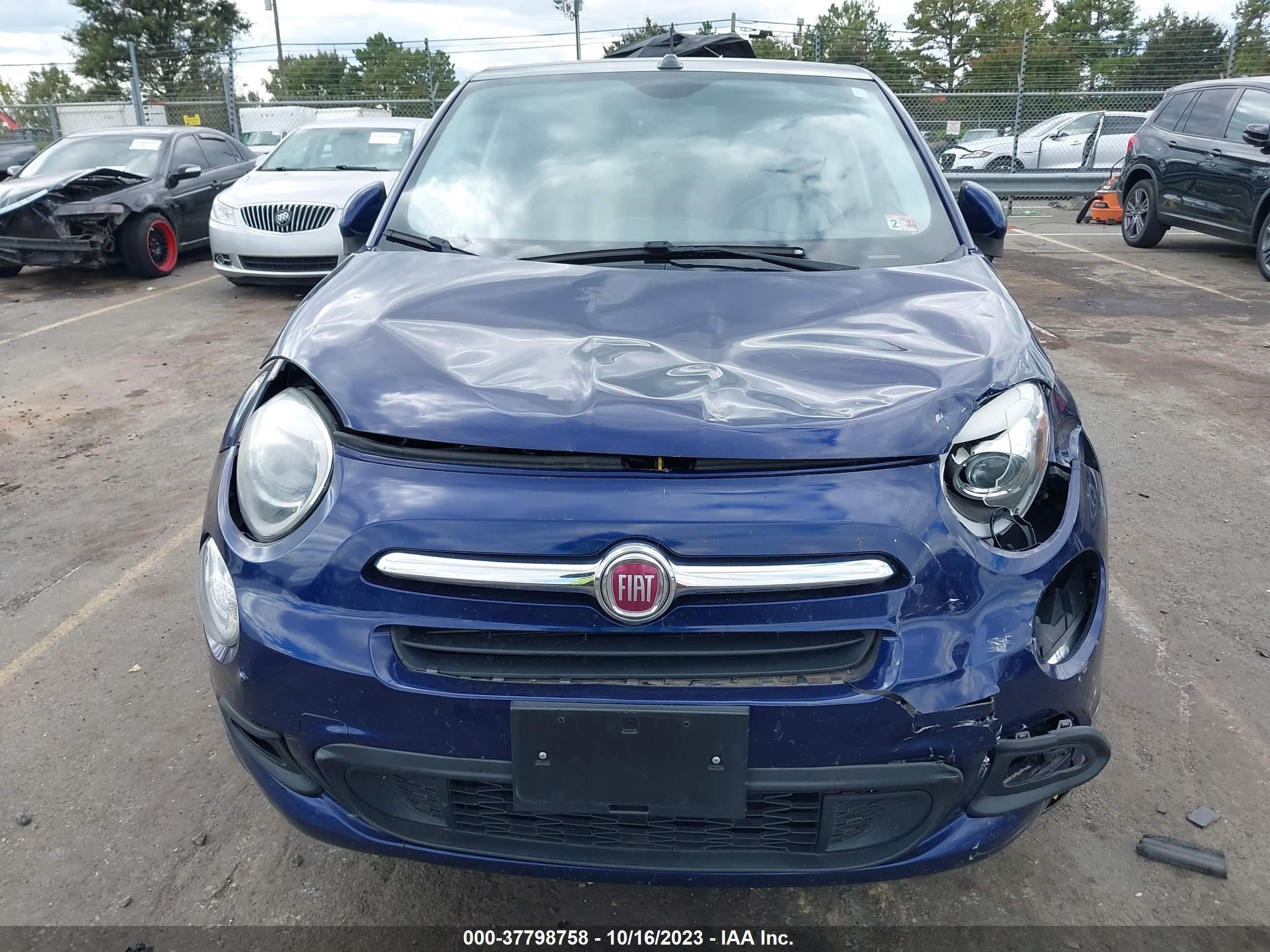 Photo 11 VIN: ZFBCFXDT7GP390124 - FIAT 500X 