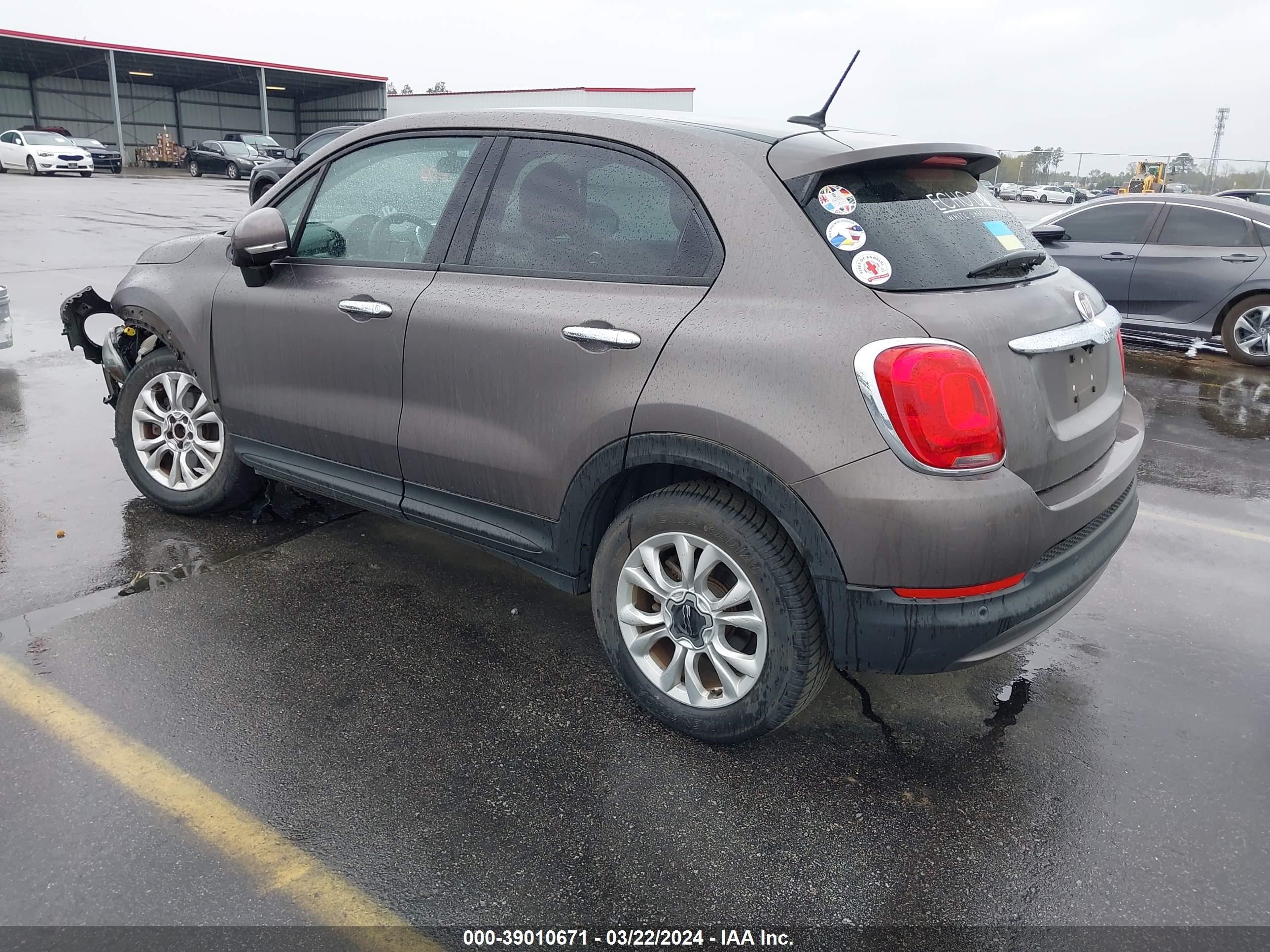 Photo 2 VIN: ZFBCFYBT0GP349178 - FIAT 500X 