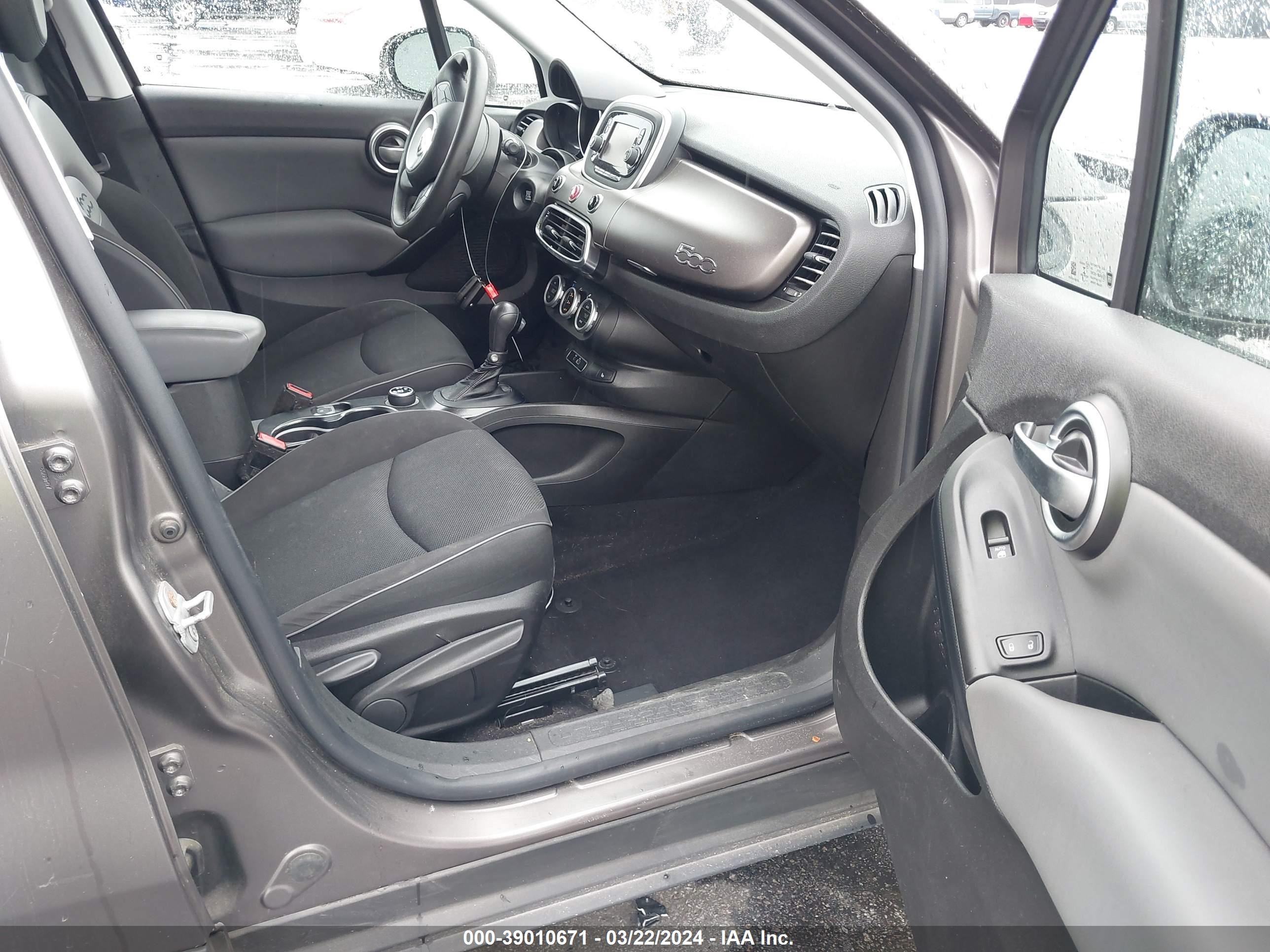 Photo 4 VIN: ZFBCFYBT0GP349178 - FIAT 500X 