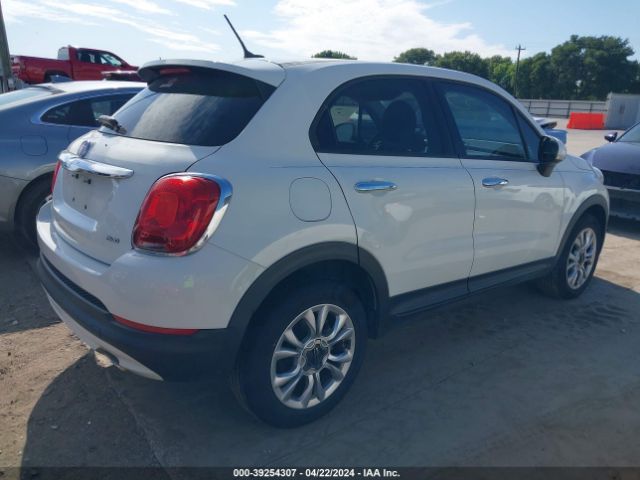 Photo 3 VIN: ZFBCFYBT3GP388587 - FIAT 500X 