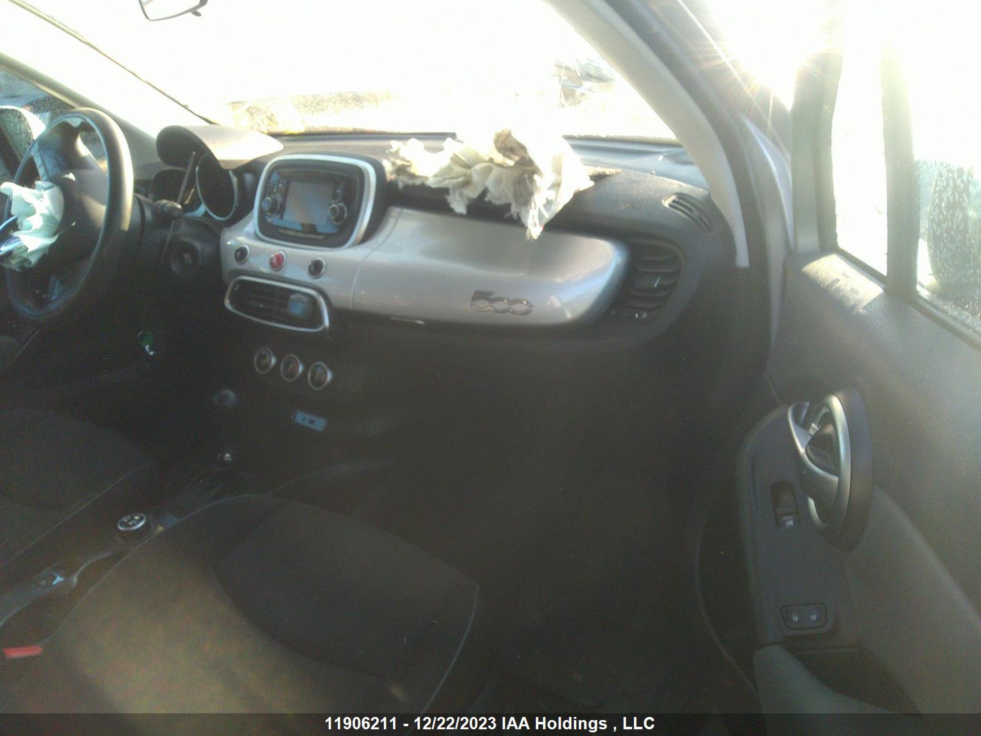 Photo 4 VIN: ZFBCFYBT7GP349937 - FIAT 500X 