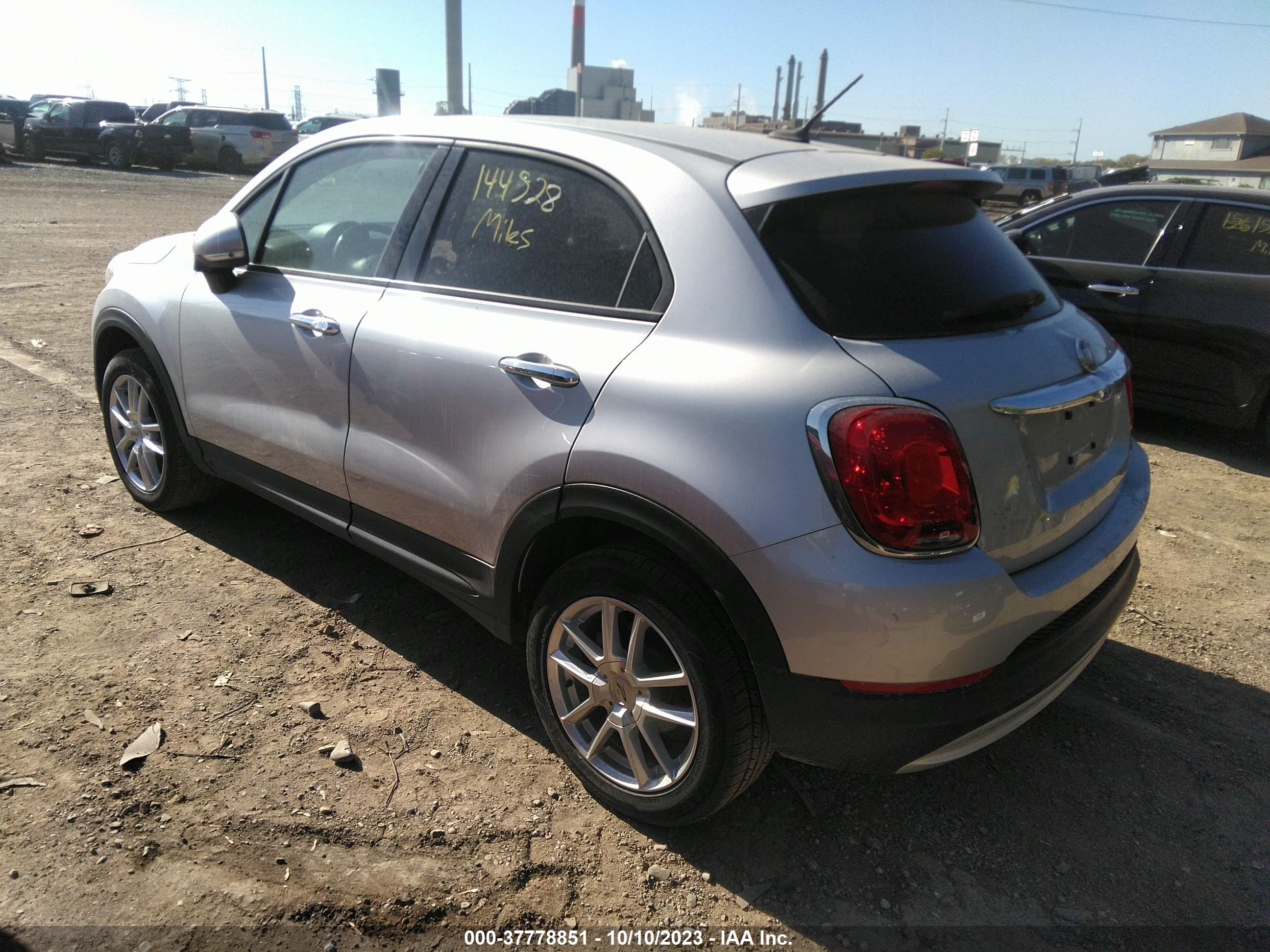 Photo 2 VIN: ZFBCFYBT9GP423360 - FIAT 500X 