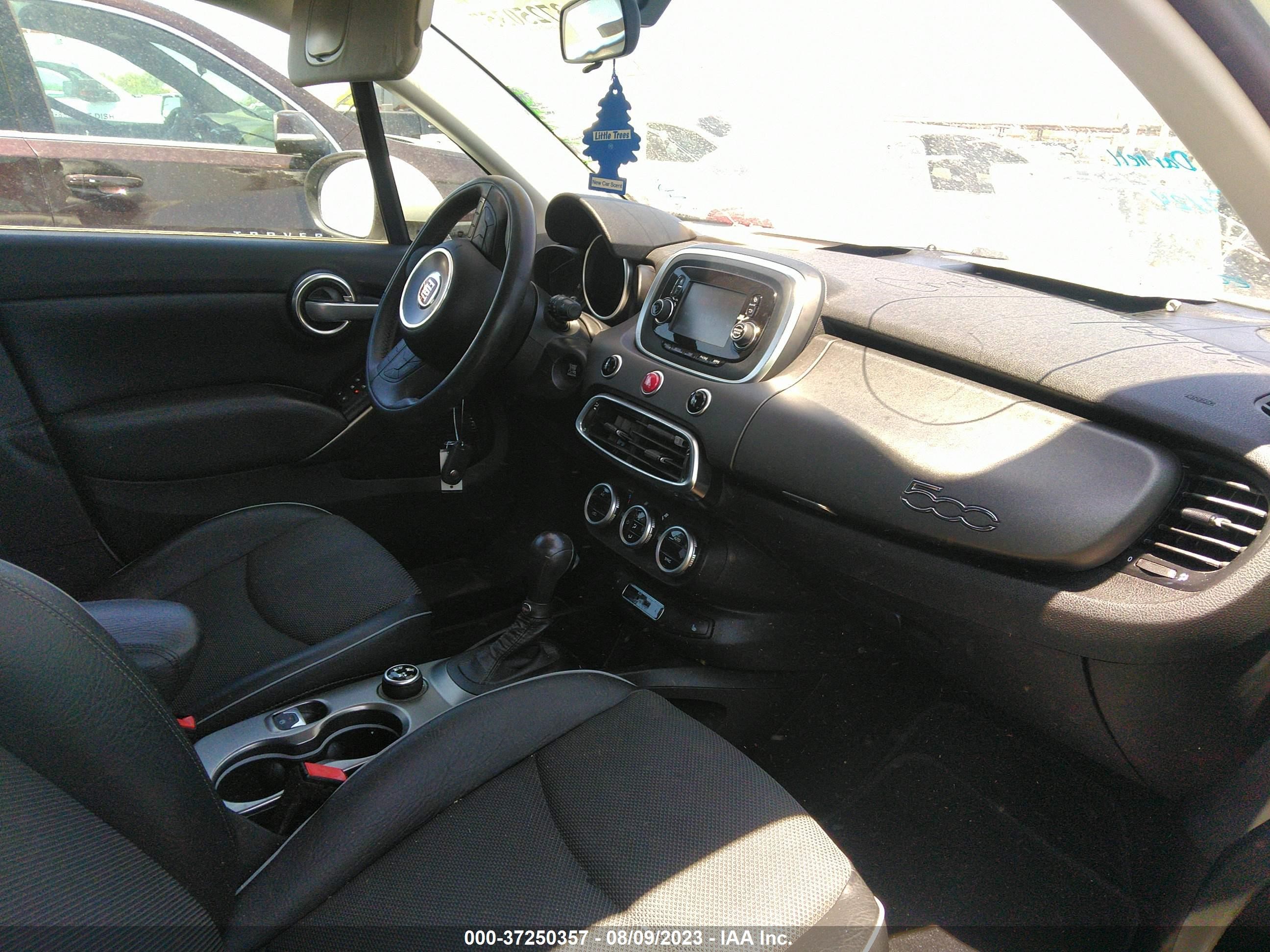 Photo 4 VIN: ZFBCFYCT1GP443505 - FIAT 500X 