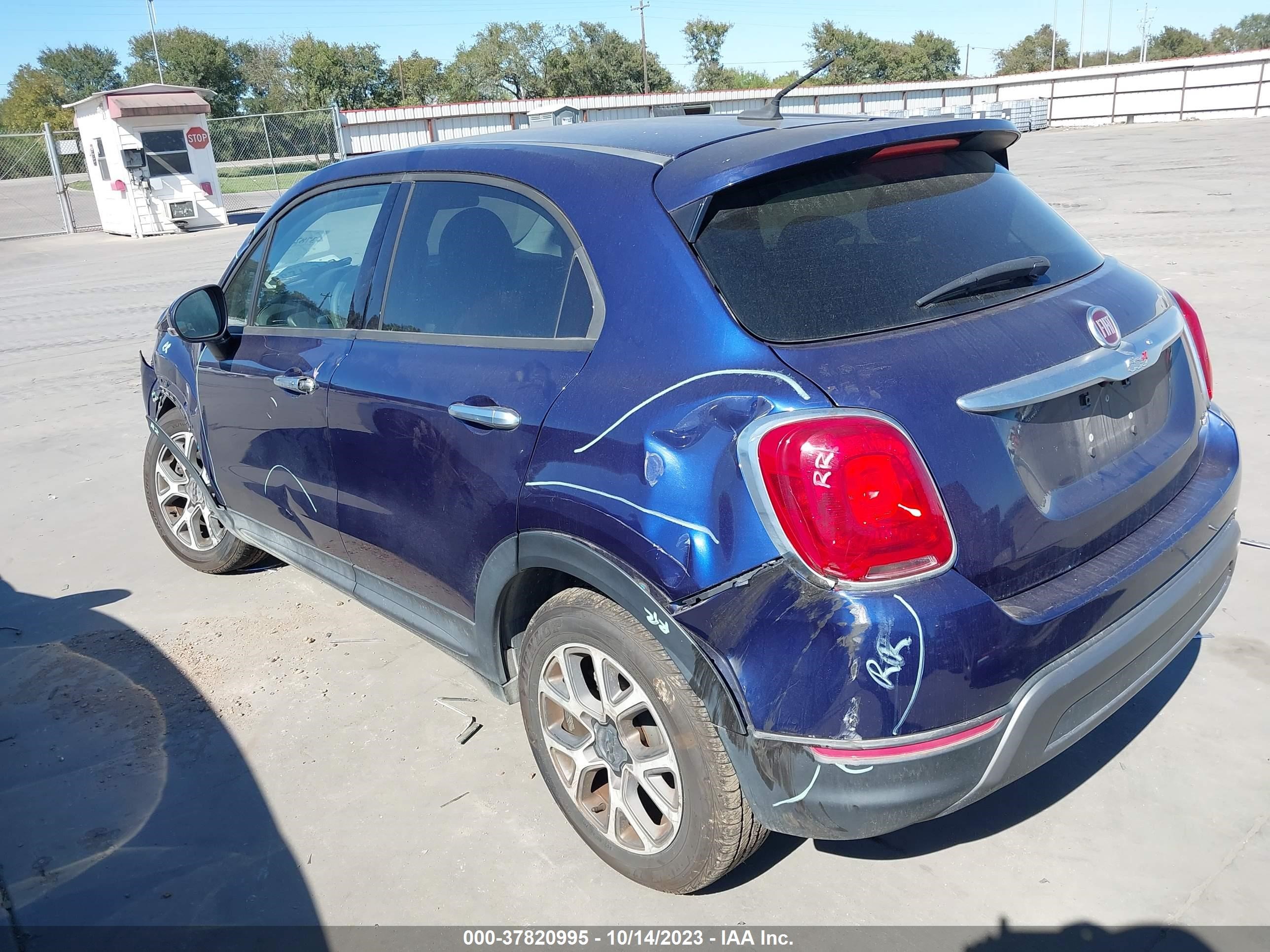 Photo 2 VIN: ZFBCFYCT6GP368848 - FIAT 500X 