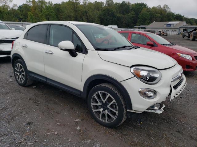 Photo 3 VIN: ZFBCFYET8GP403127 - FIAT 500X TREKK 