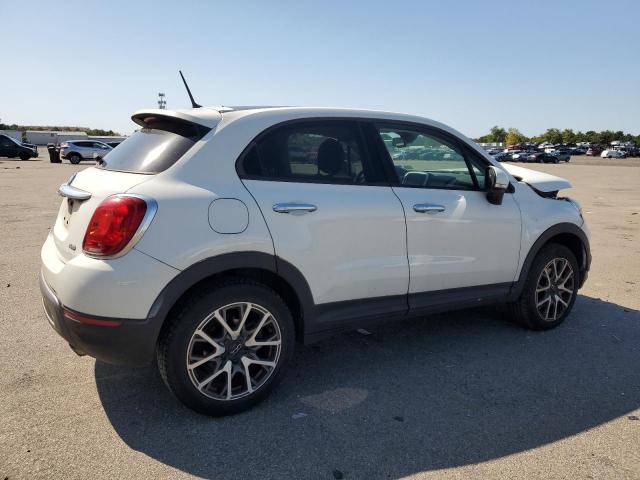 Photo 2 VIN: ZFBCFYET9GP382806 - FIAT 500X TREKK 