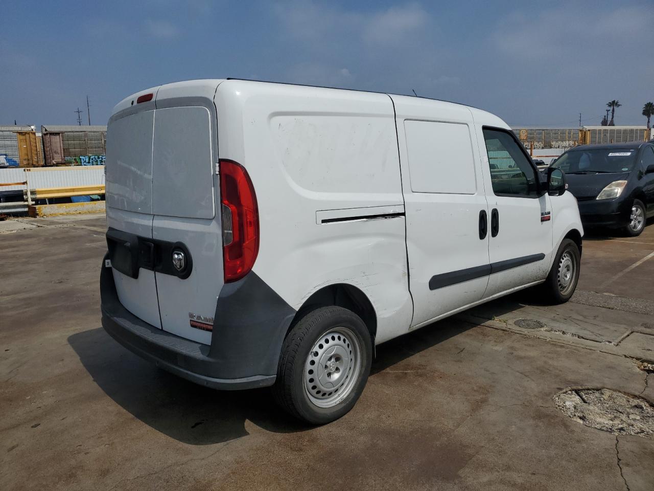 Photo 2 VIN: ZFBERFAB3H6E34183 - RAM PROMASTER CITY 