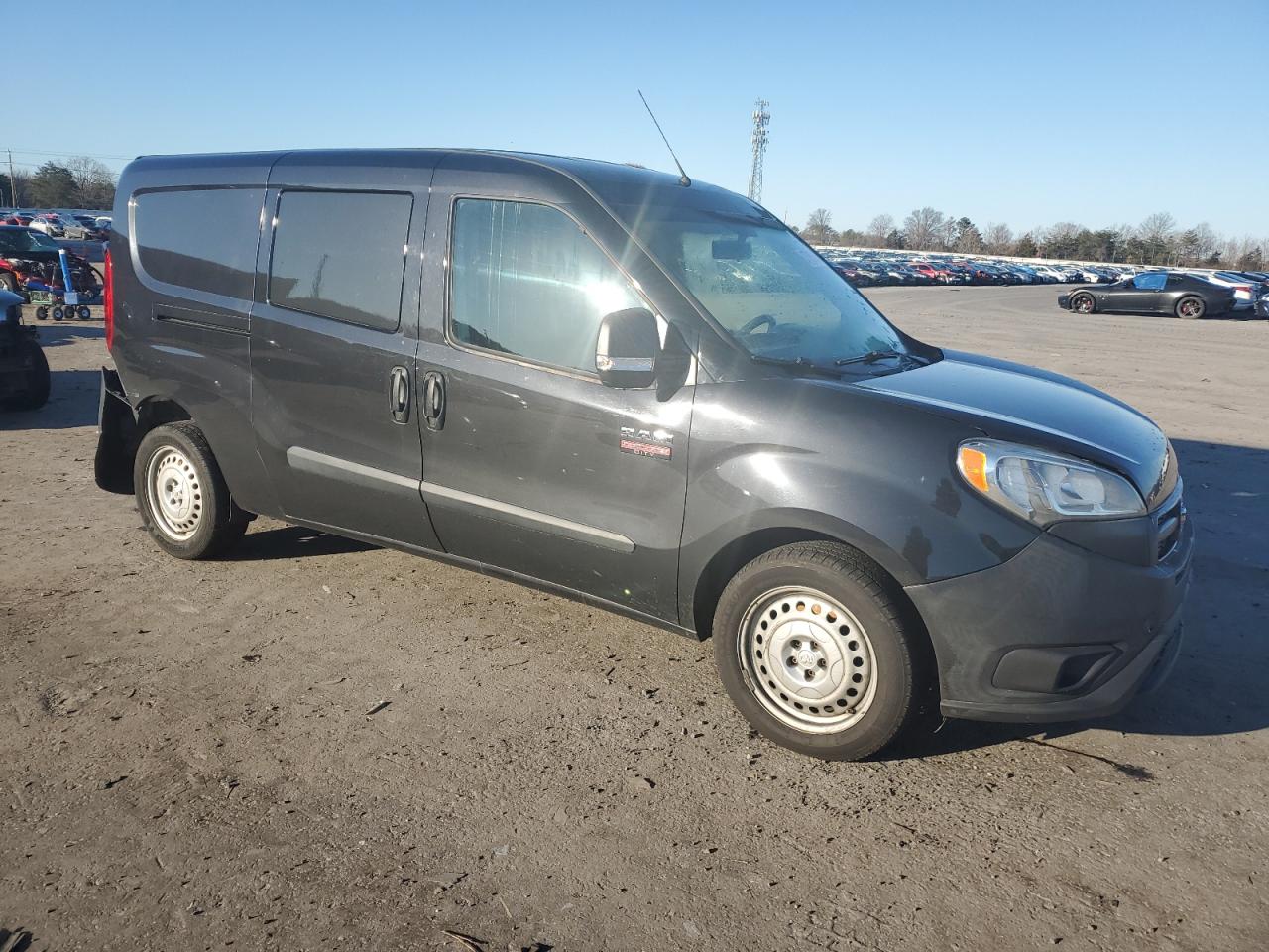 Photo 3 VIN: ZFBERFAT2F6A92683 - RAM PROMASTER CITY 