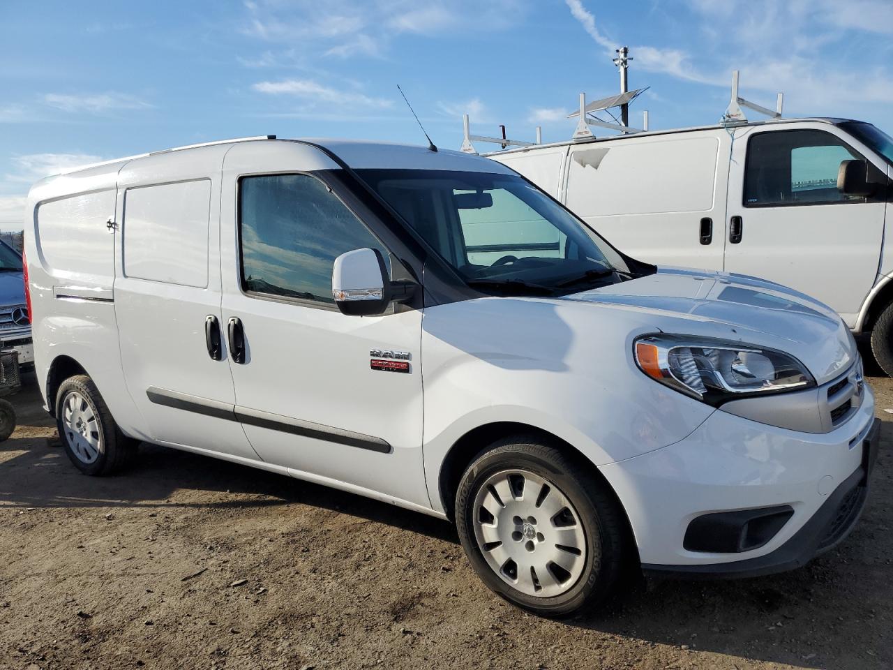 Photo 3 VIN: ZFBERFBB8H6D87201 - RAM PROMASTER CITY 