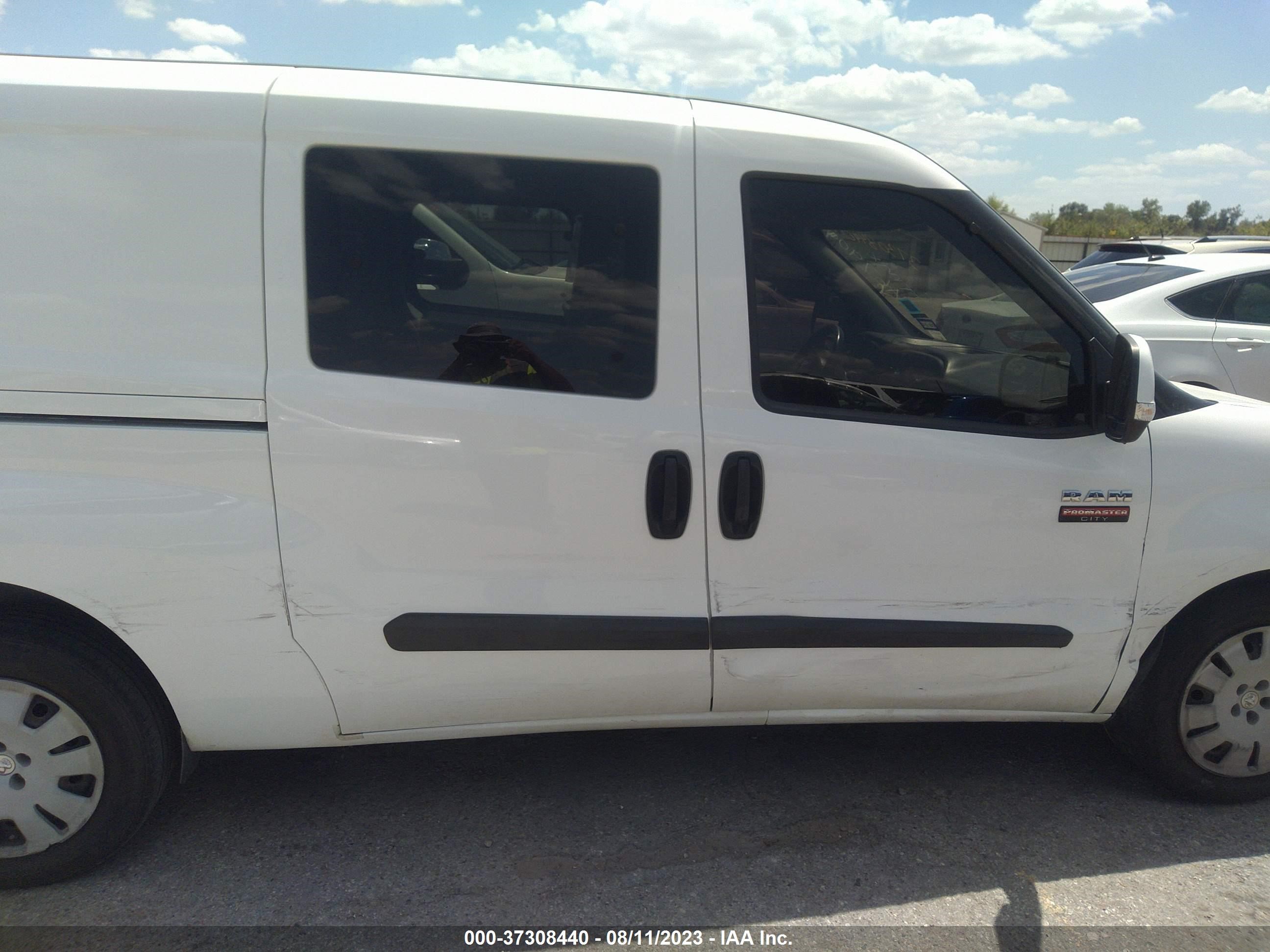 Photo 12 VIN: ZFBERFBT0F6A67909 - RAM PROMASTER CITY CARGO VAN 