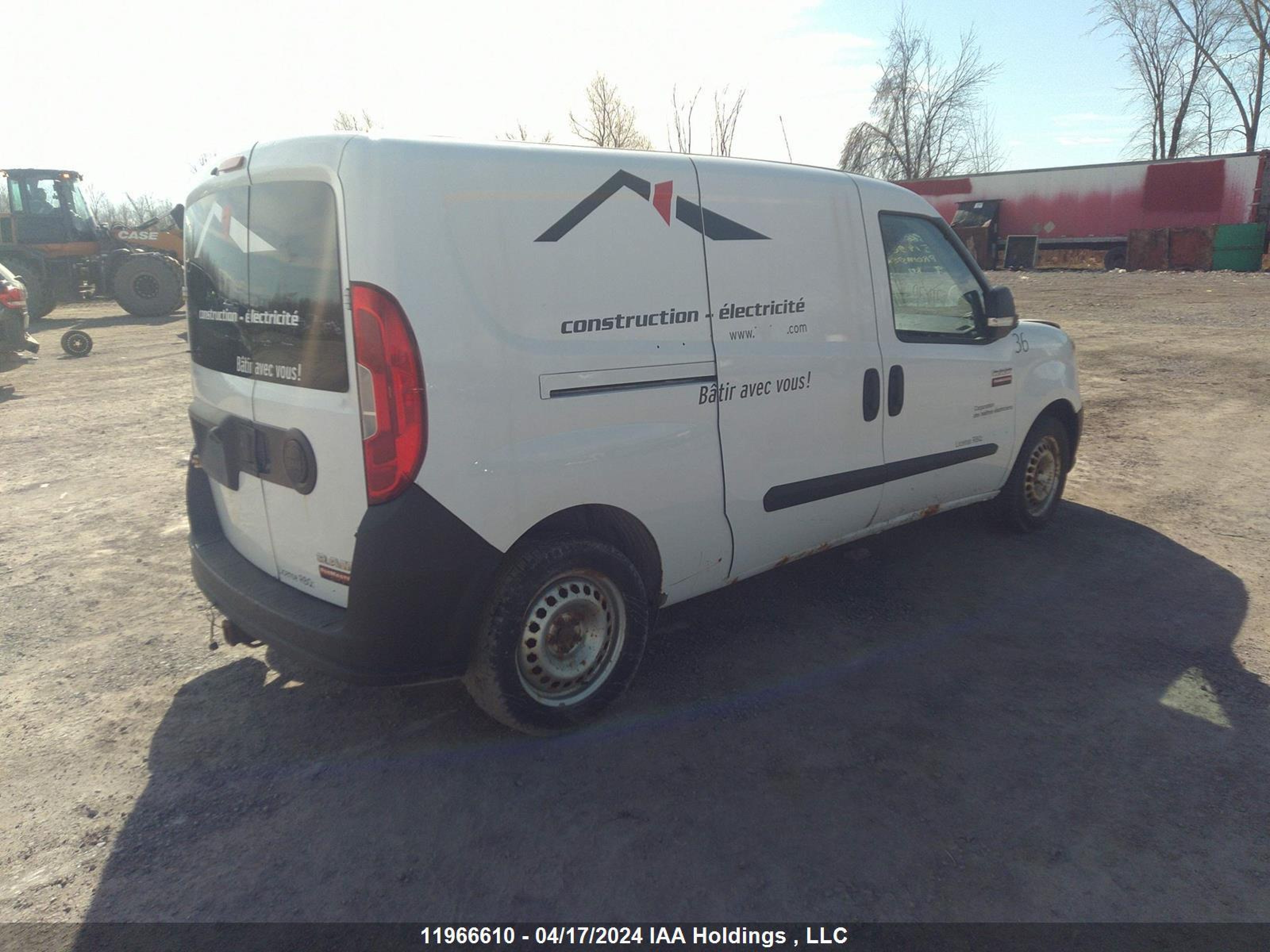 Photo 3 VIN: ZFBERFCTXF6951450 - RAM PROMASTER CITY 