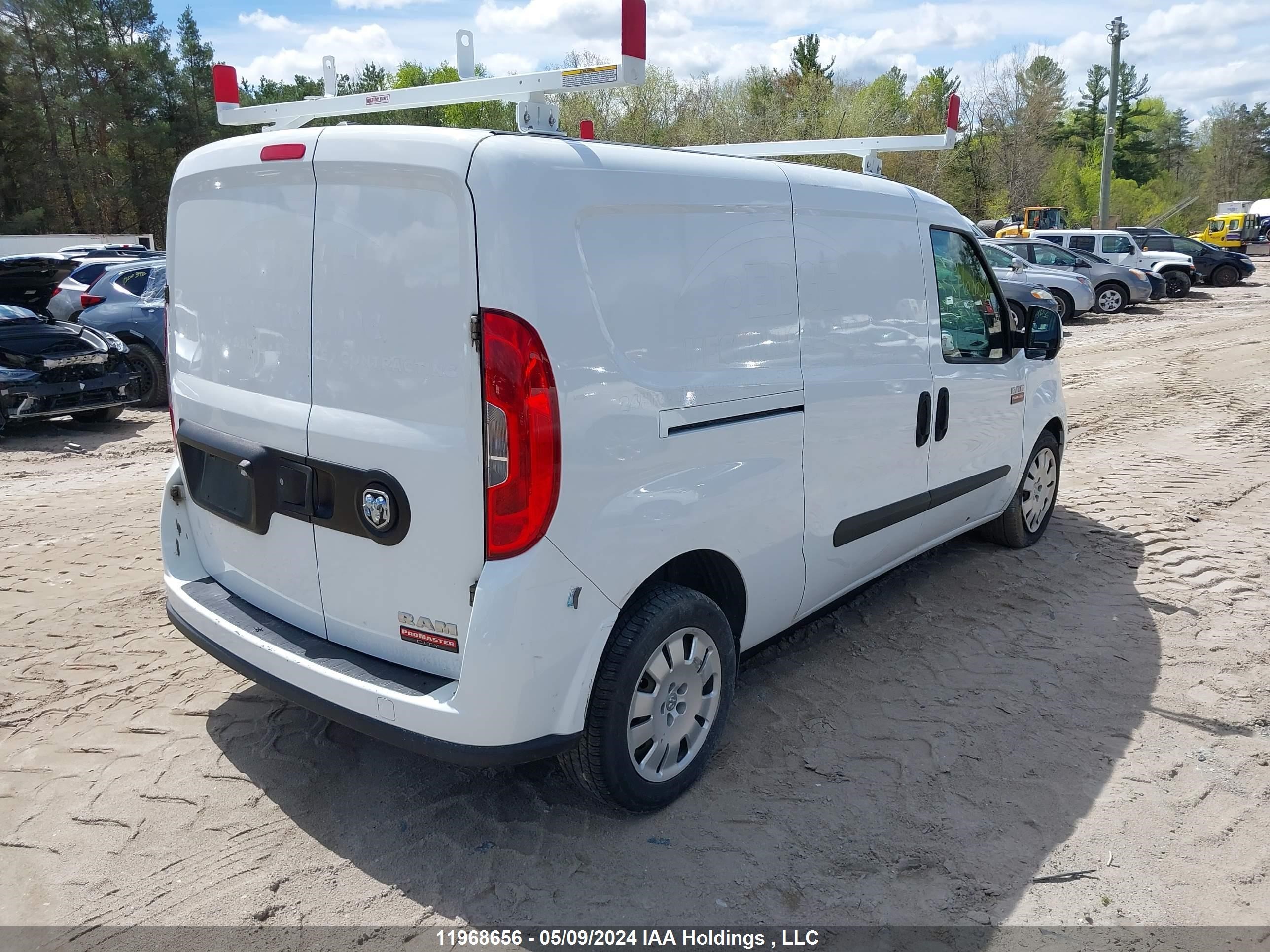 Photo 3 VIN: ZFBERFDT7G6B66578 - RAM PROMASTER CITY 