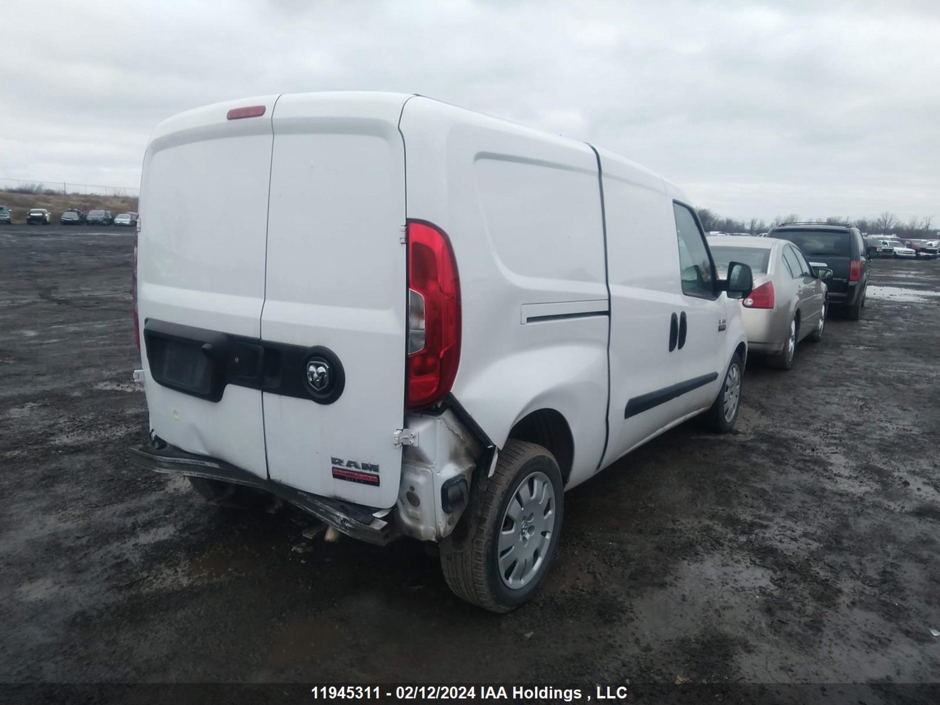 Photo 3 VIN: ZFBERFDTXF6950460 - RAM PROMASTER CITY 