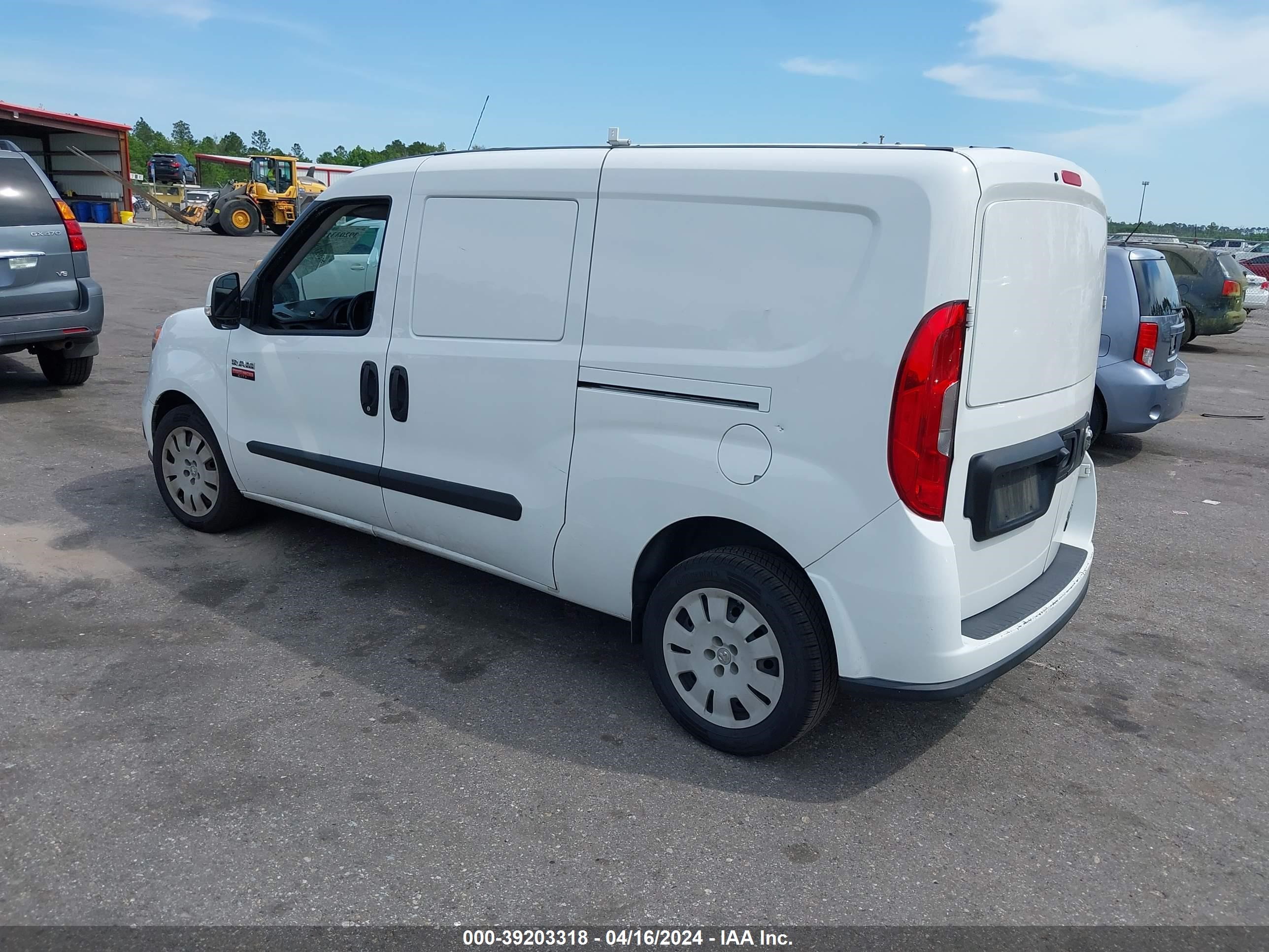 Photo 2 VIN: ZFBHRFBB3K6M40338 - RAM PROMASTER CITY 