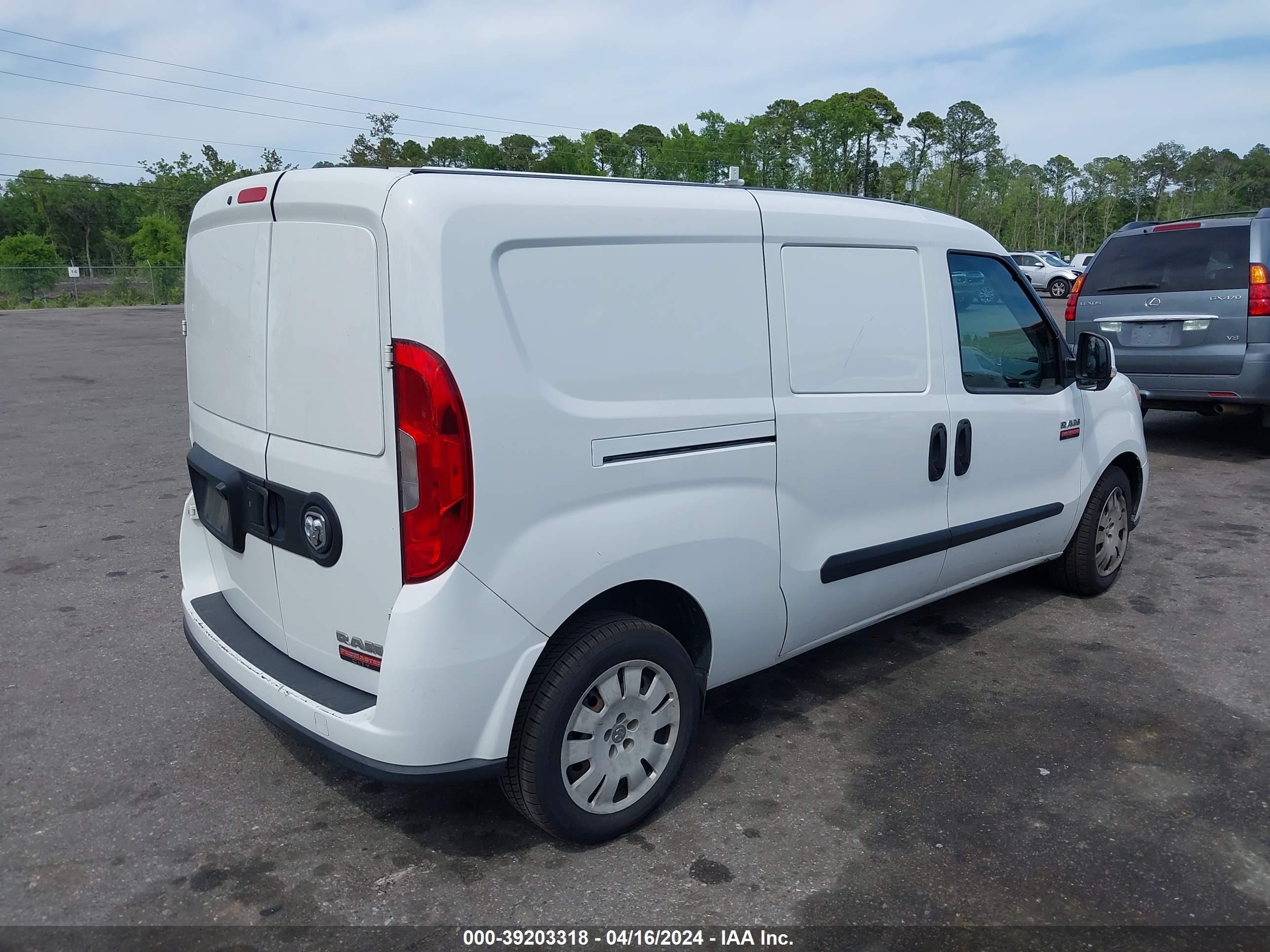 Photo 3 VIN: ZFBHRFBB3K6M40338 - RAM PROMASTER CITY 