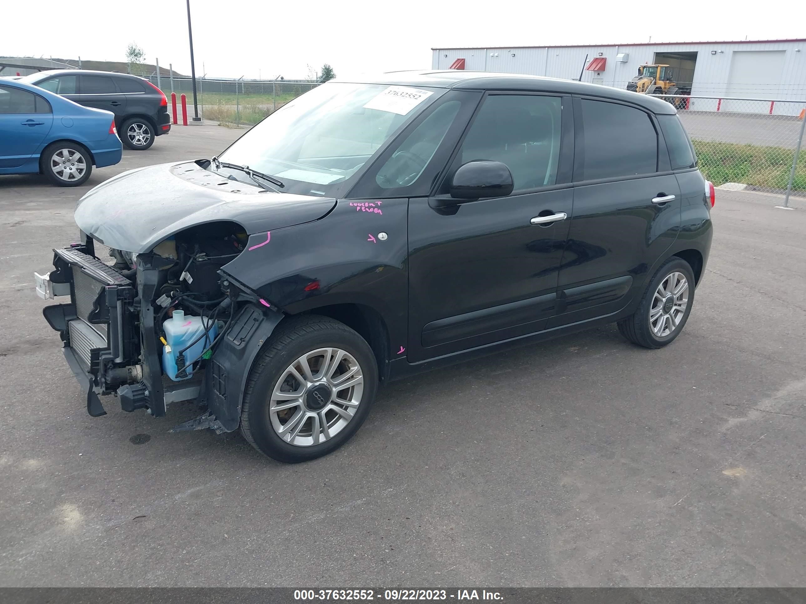 Photo 1 VIN: ZFBNFAAH5KZ041725 - FIAT 500L 