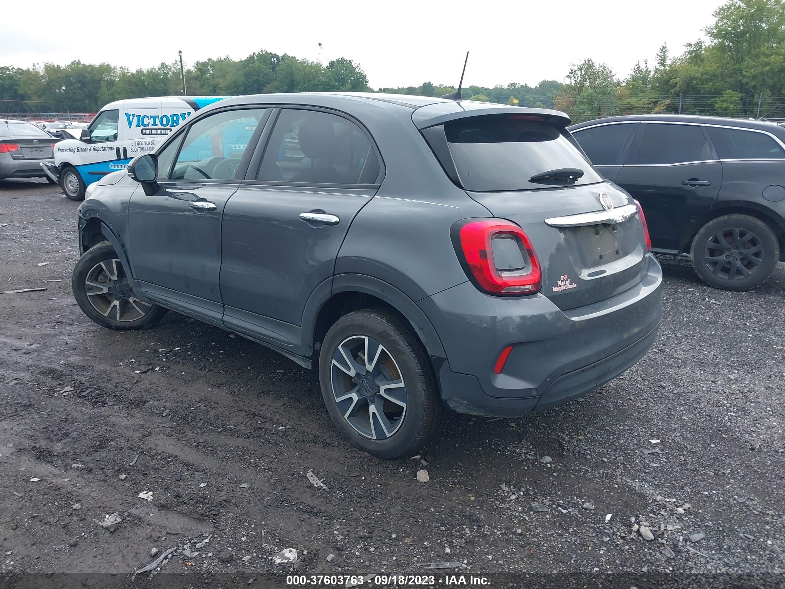 Photo 2 VIN: ZFBNFYA19LP869365 - FIAT 500X 