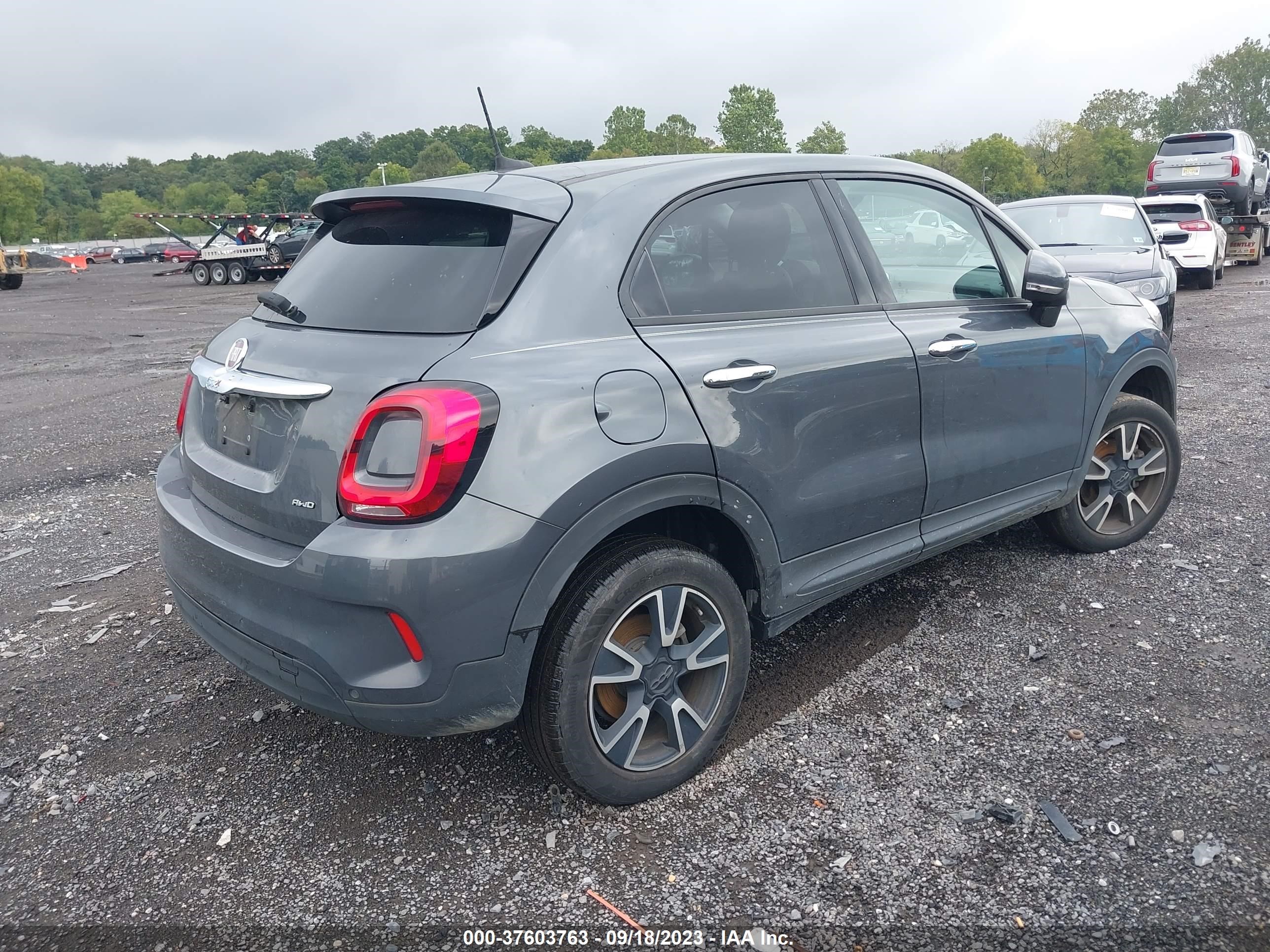 Photo 3 VIN: ZFBNFYA19LP869365 - FIAT 500X 