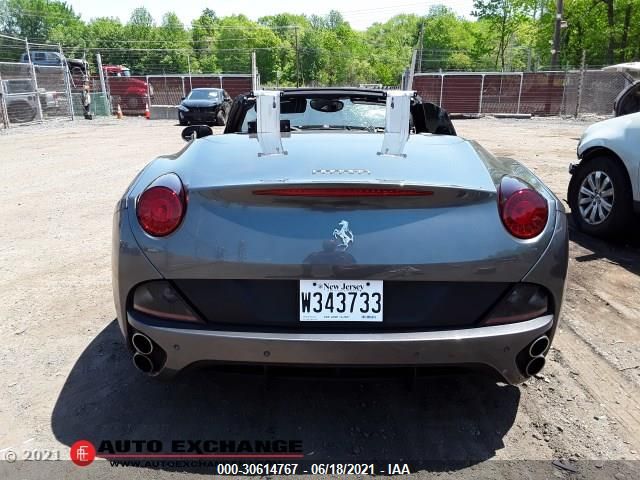 Photo 5 VIN: ZFF65LJA0C0183281 - FERRARI CALIFORNIA 