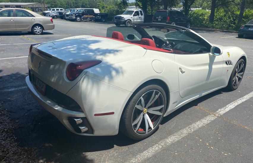 Photo 3 VIN: ZFF65LJA3A0172062 - FERRARI CALIFORNIA 