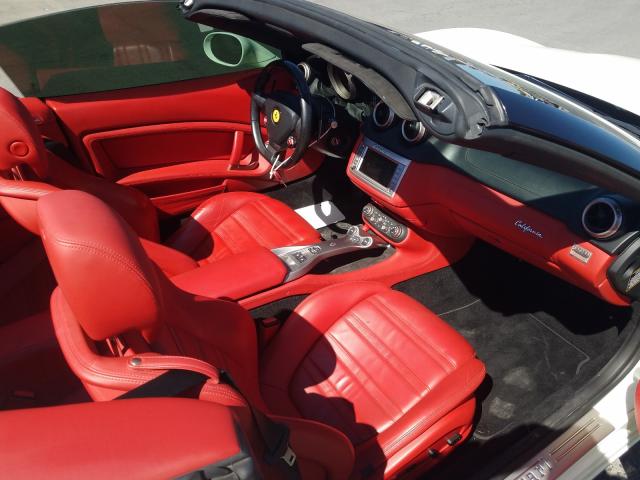 Photo 4 VIN: ZFF65LJA7A0174624 - FERRARI CALIFORNIA 