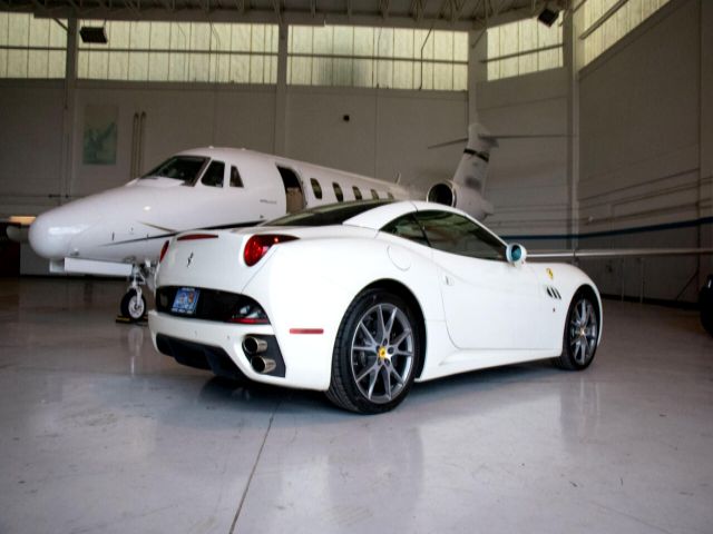 Photo 4 VIN: ZFF65LJA9C0189046 - FERRARI CALIFORNIA 