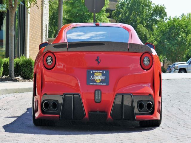 Photo 9 VIN: ZFF74UFA1G0219135 - FERRARI F12BERLINETTA 