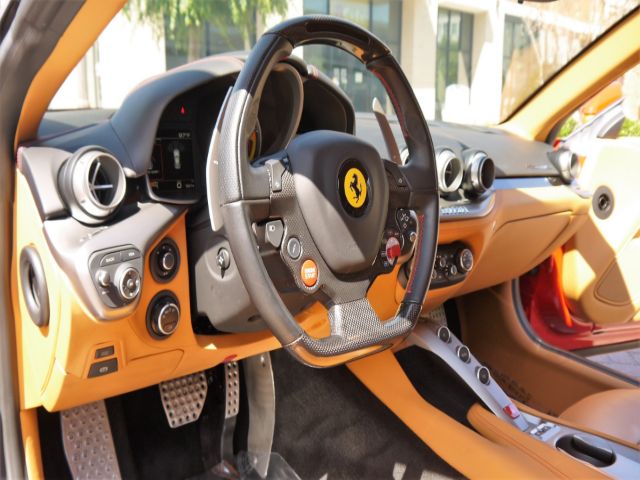 Photo 3 VIN: ZFF74UFA1G0219135 - FERRARI F12BERLINETTA 