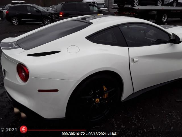 Photo 3 VIN: ZFF74UFA2G0213215 - FERRARI F12BERLINETTA 