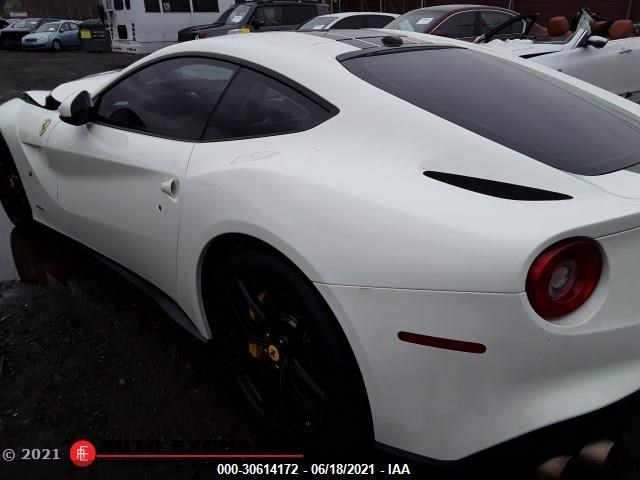 Photo 5 VIN: ZFF74UFA2G0213215 - FERRARI F12BERLINETTA 