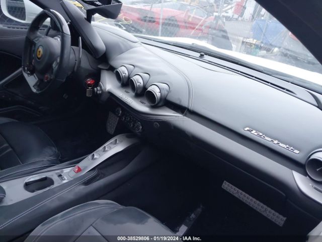 Photo 4 VIN: ZFF74UFA2G0214140 - FERRARI F12 BERLIN 