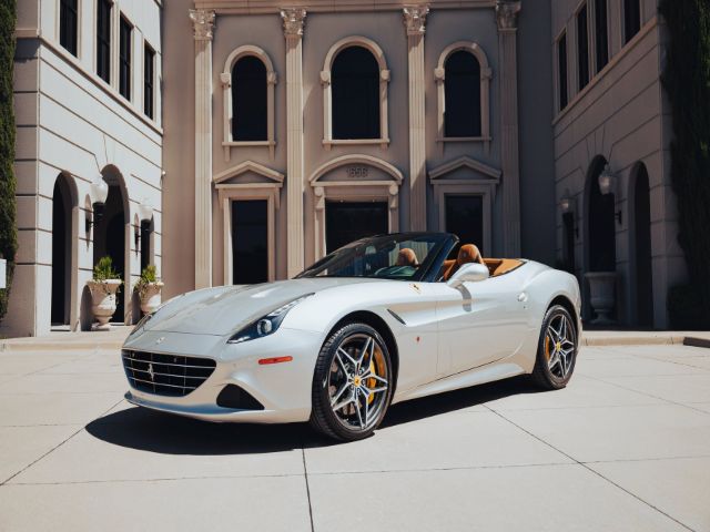 Photo 0 VIN: ZFF77XJA0G0214511 - FERRARI CALIFORNIA 