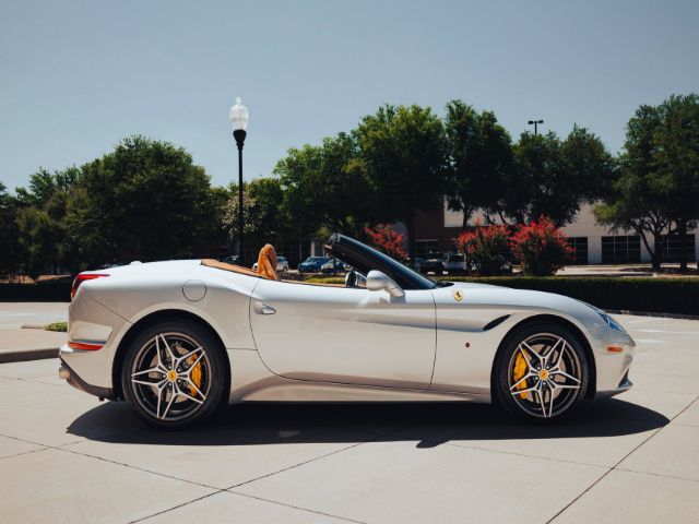 Photo 8 VIN: ZFF77XJA0G0214511 - FERRARI CALIFORNIA 