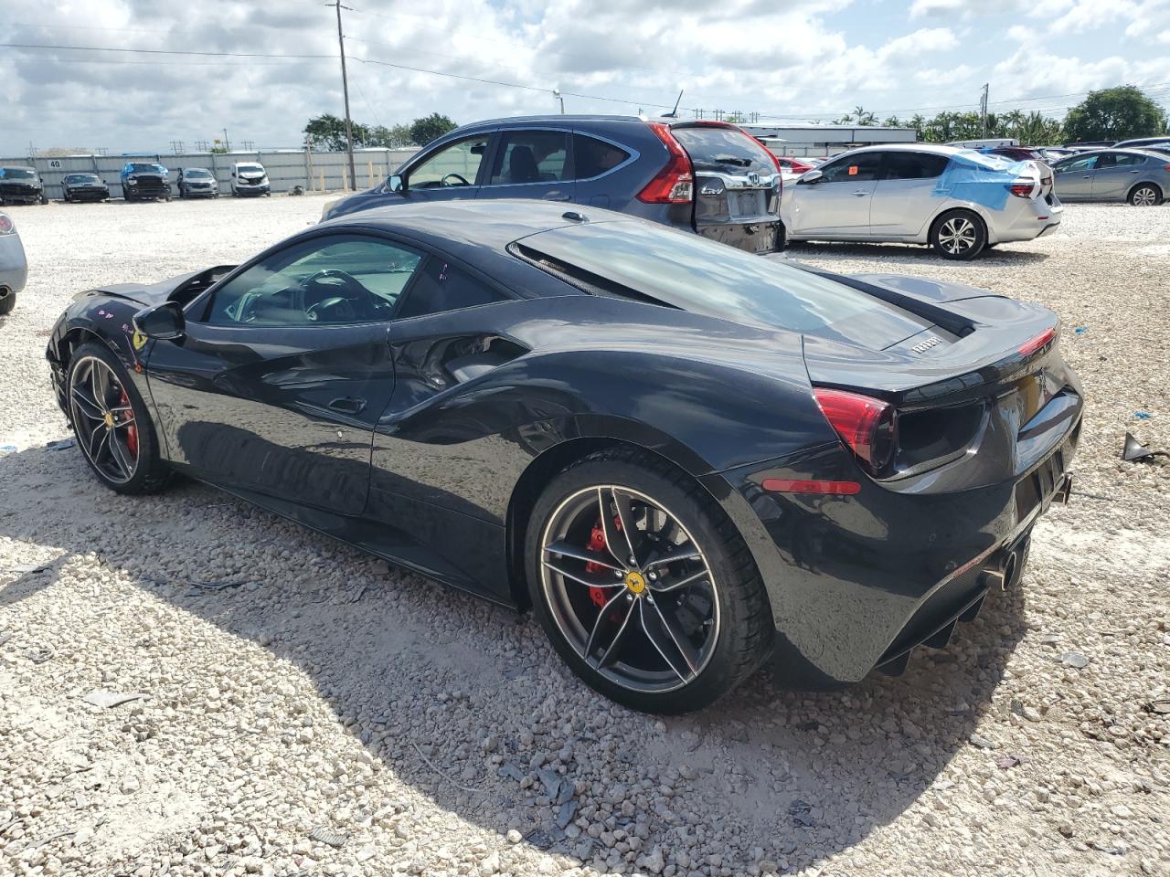 Photo 1 VIN: ZFF79ALA4H0220818 - FERRARI 488 GTB 