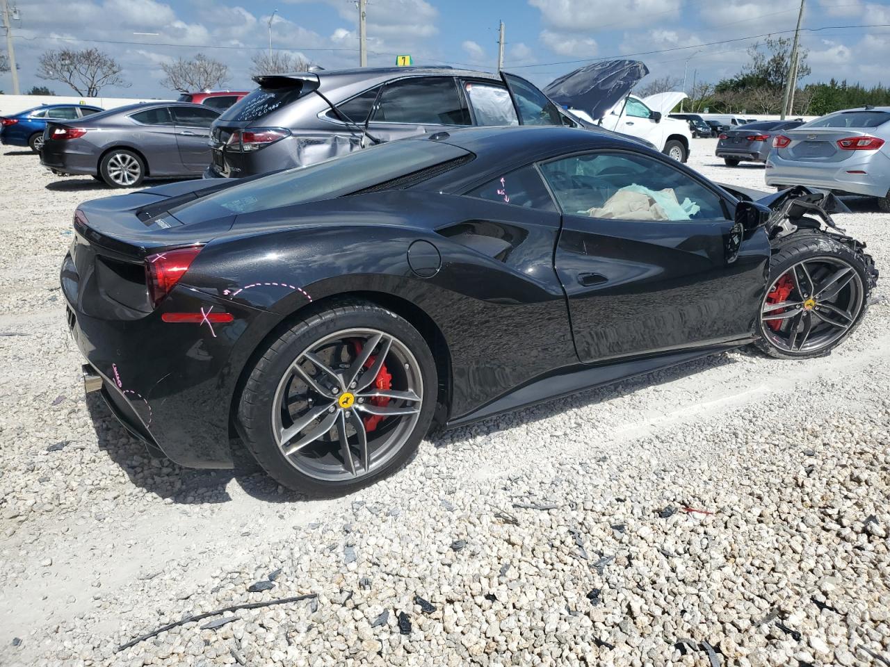 Photo 2 VIN: ZFF79ALA4H0220818 - FERRARI 488 GTB 