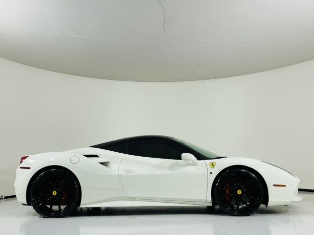 Photo 1 VIN: ZFF79ALA5G0215383 - FERRARI 488 GTB 