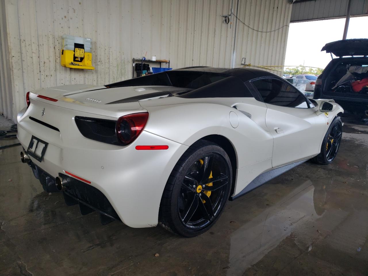 Photo 2 VIN: ZFF80AMA6J0229071 - FERRARI 488 