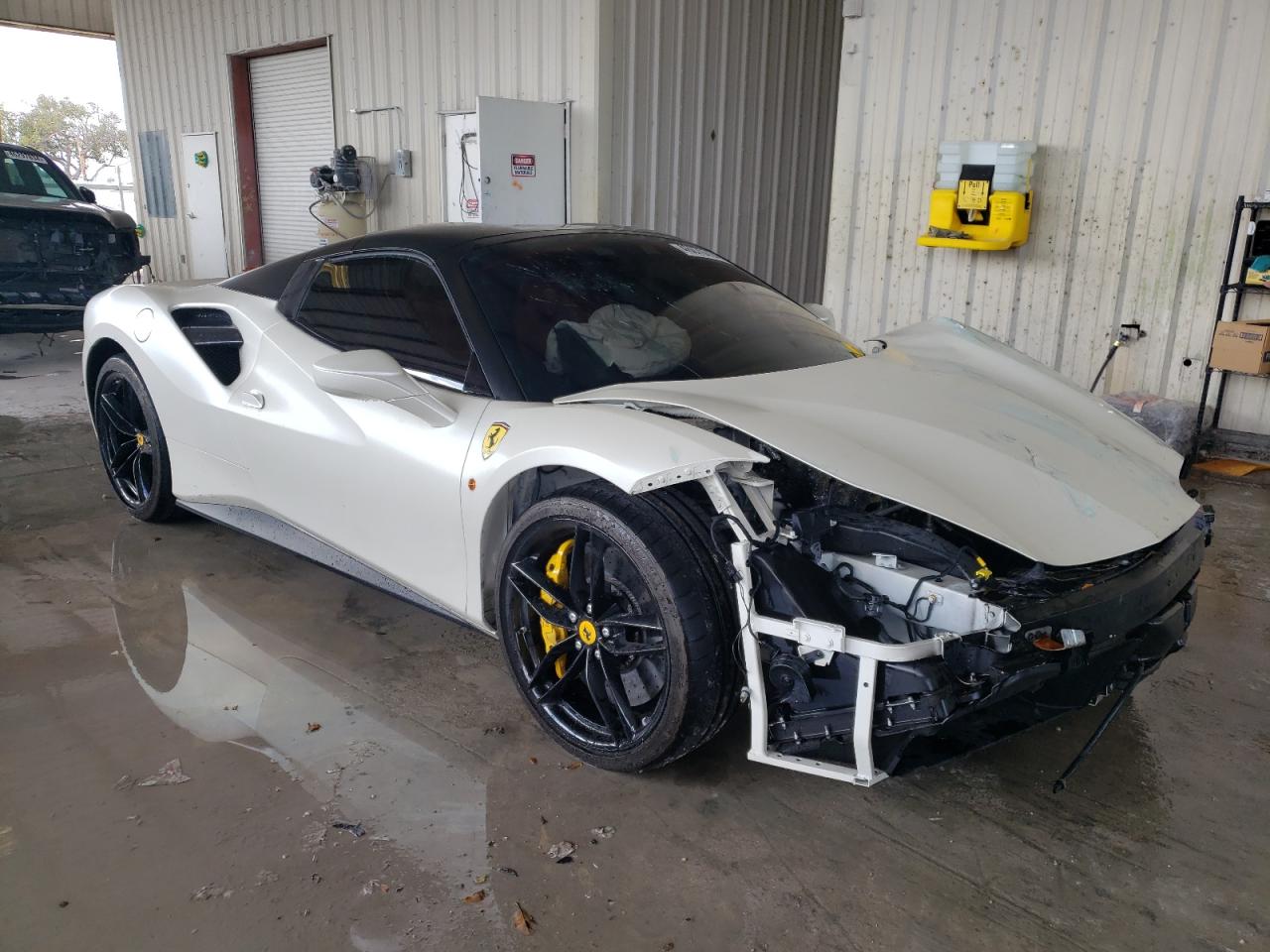 Photo 3 VIN: ZFF80AMA6J0229071 - FERRARI 488 