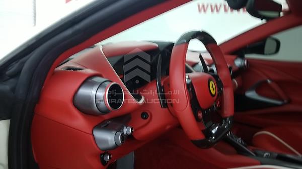 Photo 15 VIN: ZFF83CMT6J0230905 - FERRARI 812 SUPERFAST 