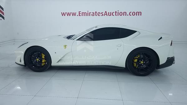 Photo 8 VIN: ZFF83CMT6J0230905 - FERRARI 812 SUPERFAST 