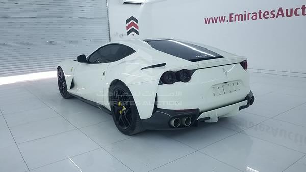 Photo 9 VIN: ZFF83CMT6J0230905 - FERRARI 812 SUPERFAST 