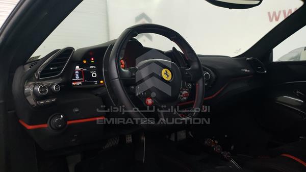 Photo 15 VIN: ZFF90HMT0K0237697 - FERRARI 488 