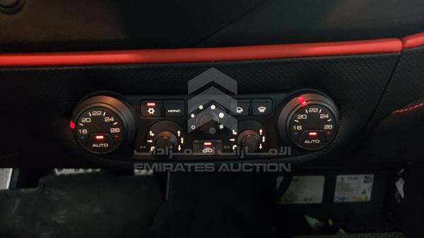 Photo 16 VIN: ZFF90HMT0K0237697 - FERRARI 488 