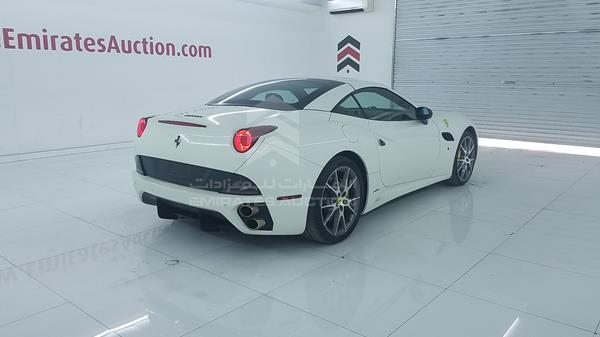 Photo 12 VIN: ZFFTJ65T1E0198371 - FERRARI CALIFORNIA 