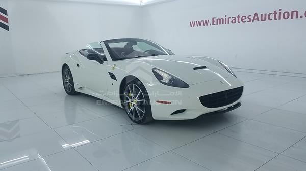 Photo 14 VIN: ZFFTJ65T1E0198371 - FERRARI CALIFORNIA 