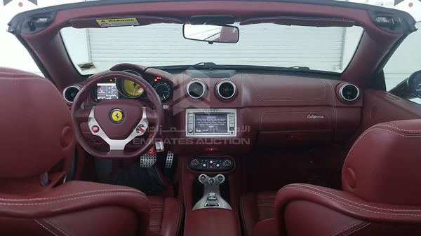 Photo 20 VIN: ZFFTJ65T1E0198371 - FERRARI CALIFORNIA 