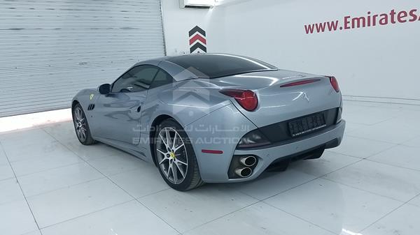 Photo 10 VIN: ZFFTJ65T4D0195768 - FERRARI CALIFORNIA 