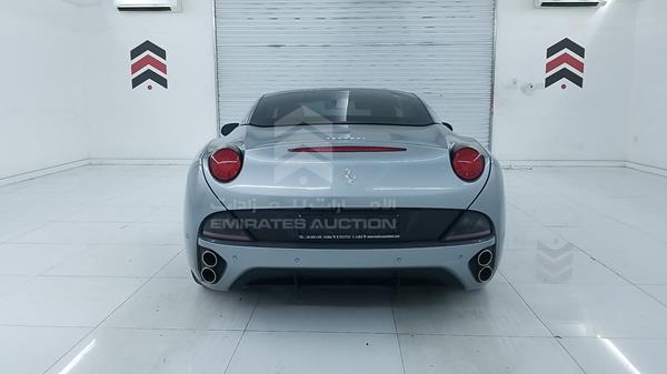 Photo 12 VIN: ZFFTJ65T4D0195768 - FERRARI CALIFORNIA 