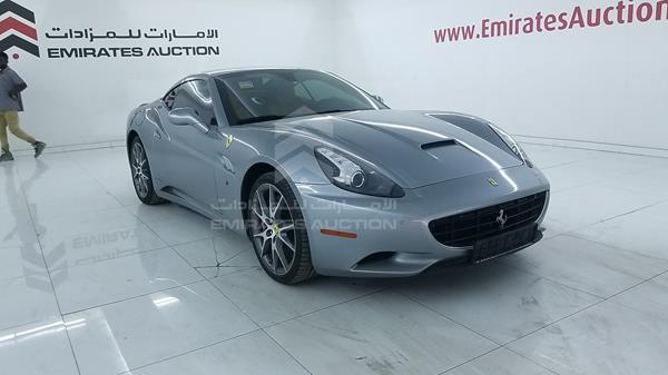 Photo 15 VIN: ZFFTJ65T4D0195768 - FERRARI CALIFORNIA 