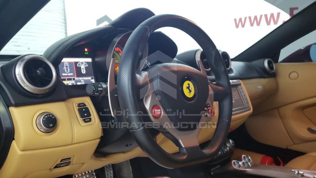 Photo 10 VIN: ZFFTJ65T9E0196528 - FERRARI CALIFORNIA 